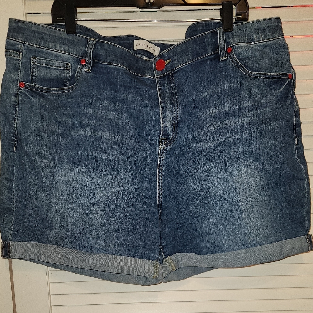 Lane Bryant Medium Wash Jean Shorts - Rainbow Stitchin On Back Pockets